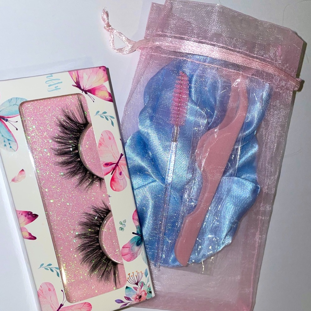 Inspire Love Eyelashes